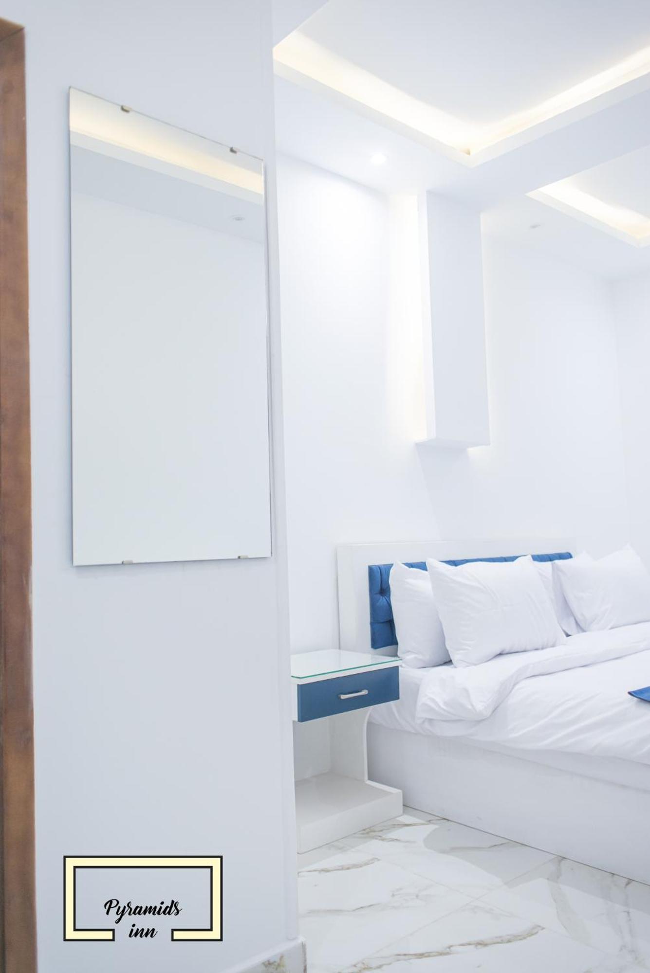 Egyptus Pyramids Inn Кайро Екстериор снимка