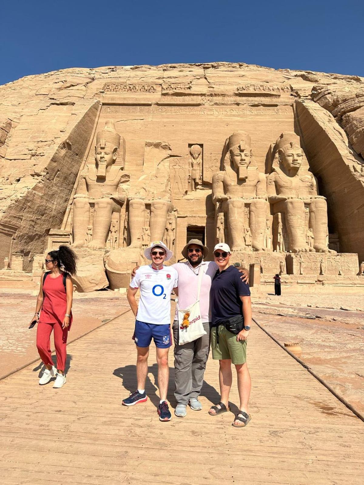 Egyptus Pyramids Inn Кайро Екстериор снимка