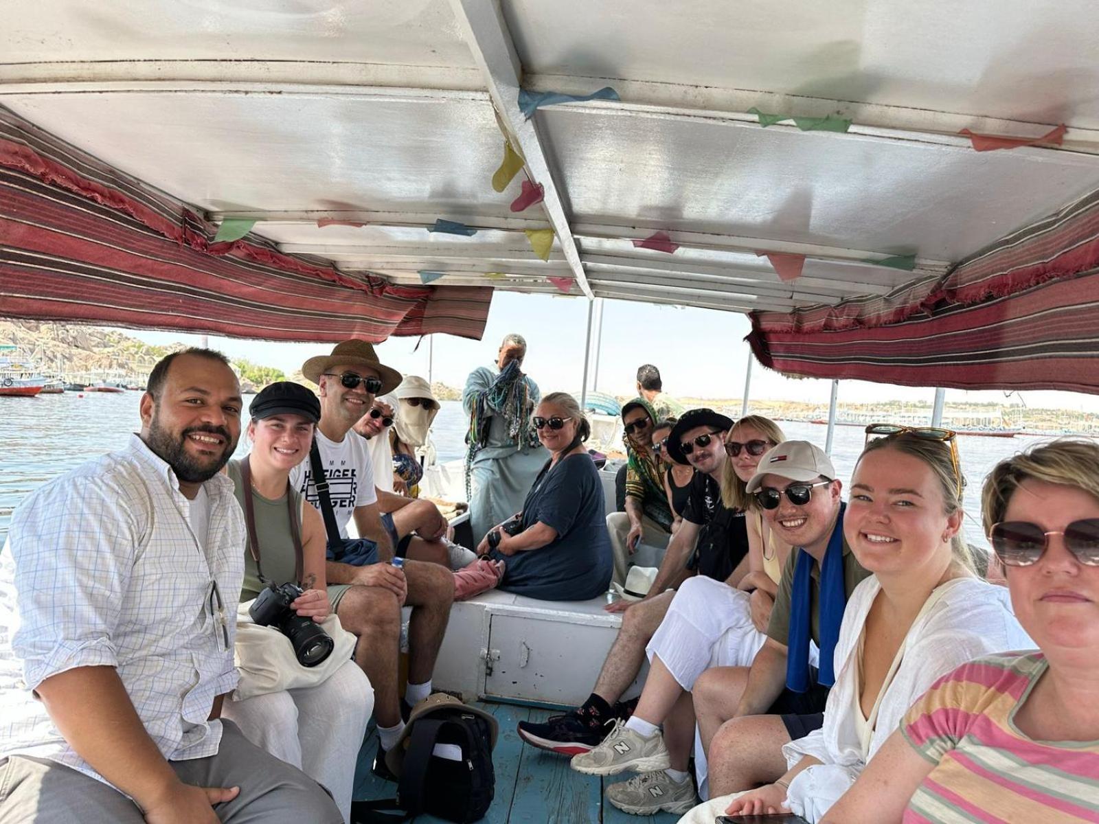Egyptus Pyramids Inn Кайро Екстериор снимка