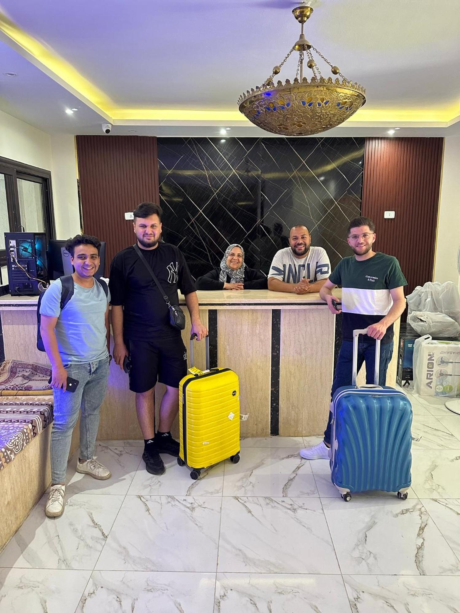 Egyptus Pyramids Inn Кайро Екстериор снимка